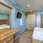 Casa Viktor Guest house